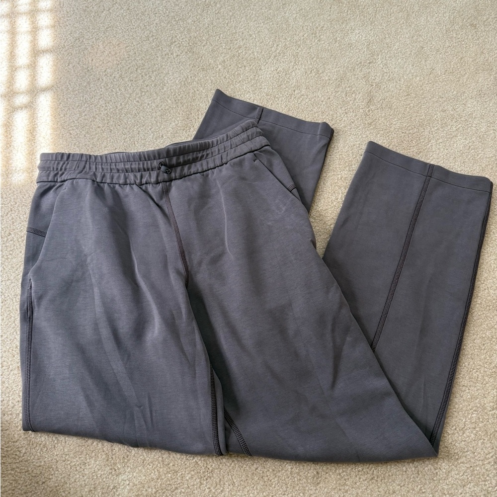 Lululemon softstream sweatpants size 6 brown